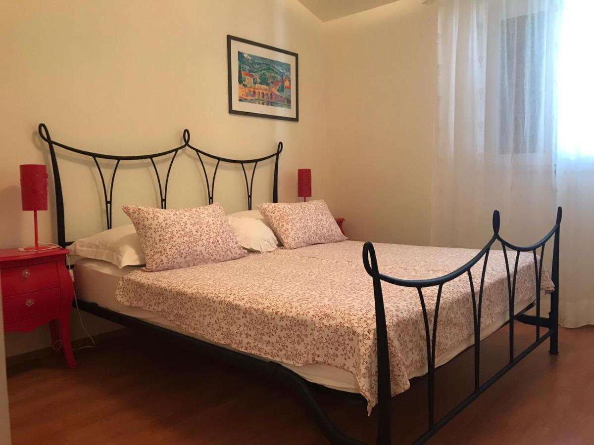Apartmani Katarina Бол Екстериор снимка