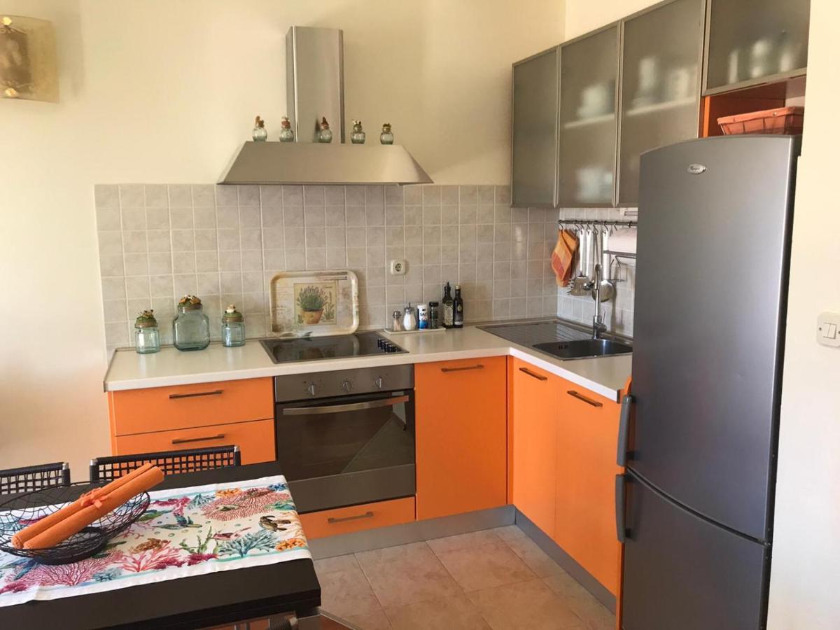 Apartmani Katarina Бол Екстериор снимка