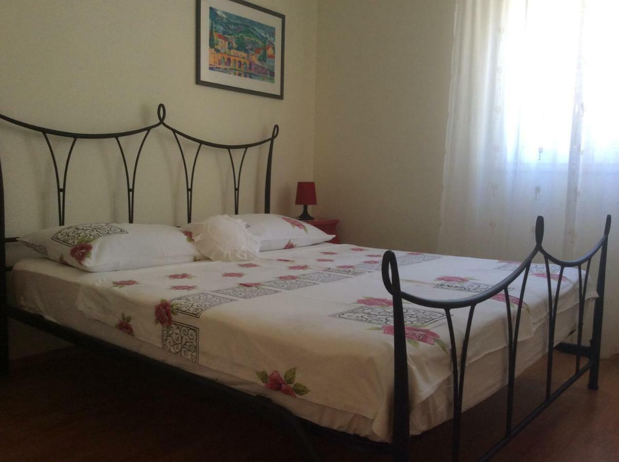 Apartmani Katarina Бол Екстериор снимка