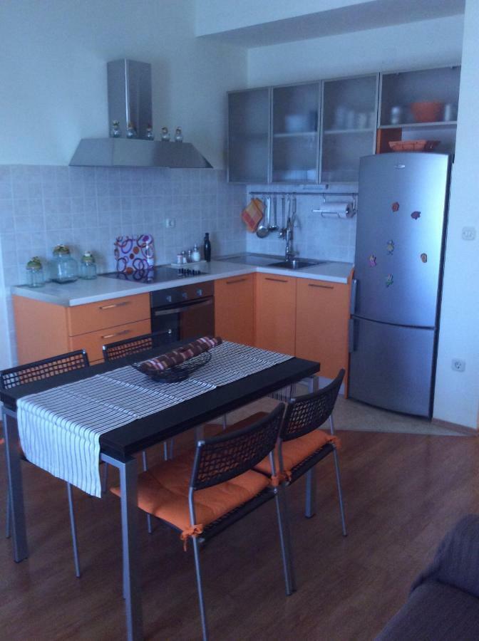 Apartmani Katarina Бол Екстериор снимка