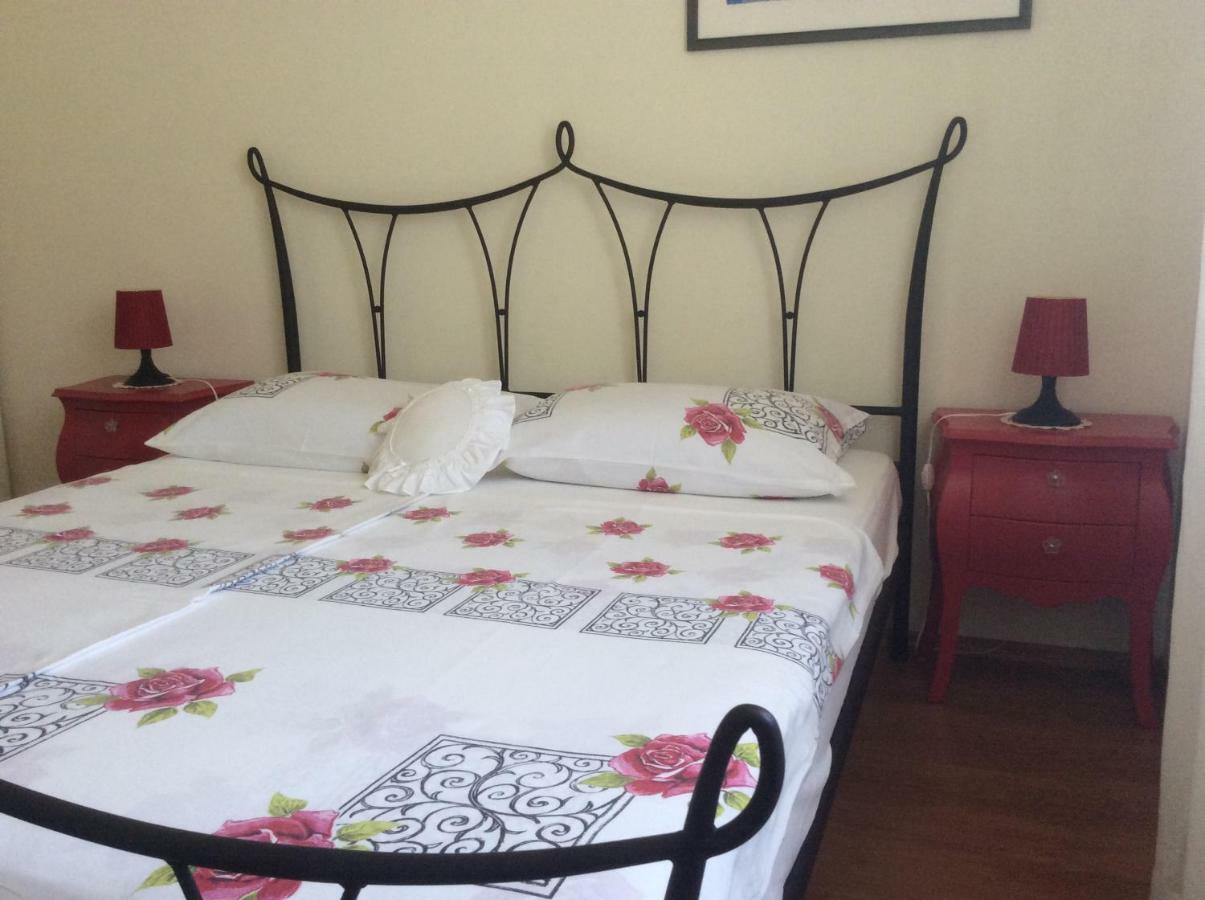 Apartmani Katarina Бол Екстериор снимка